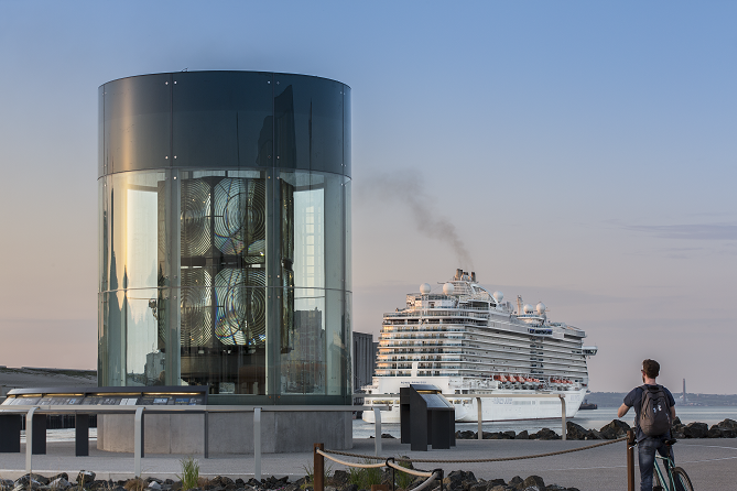 The Royal Princess cruise ship passes the Great Light at the Titanic Quarter Belfast