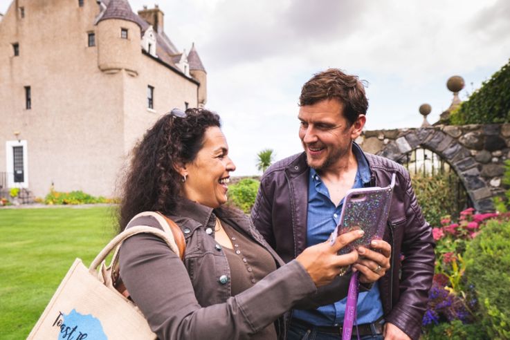 Visitors sharing their thoughts on Causeway's Toast the Coast food tour.